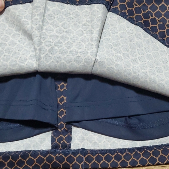Bobby Jones Blue and Gold Mini Pencil Skorts - Picture 5 of 9